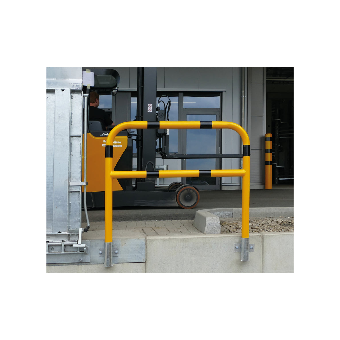 Sperrbügel Rampe, ø 60 mm, B/H 1200/1200 mm, zum Anschrauben, verzinkt, gelb-schwarz