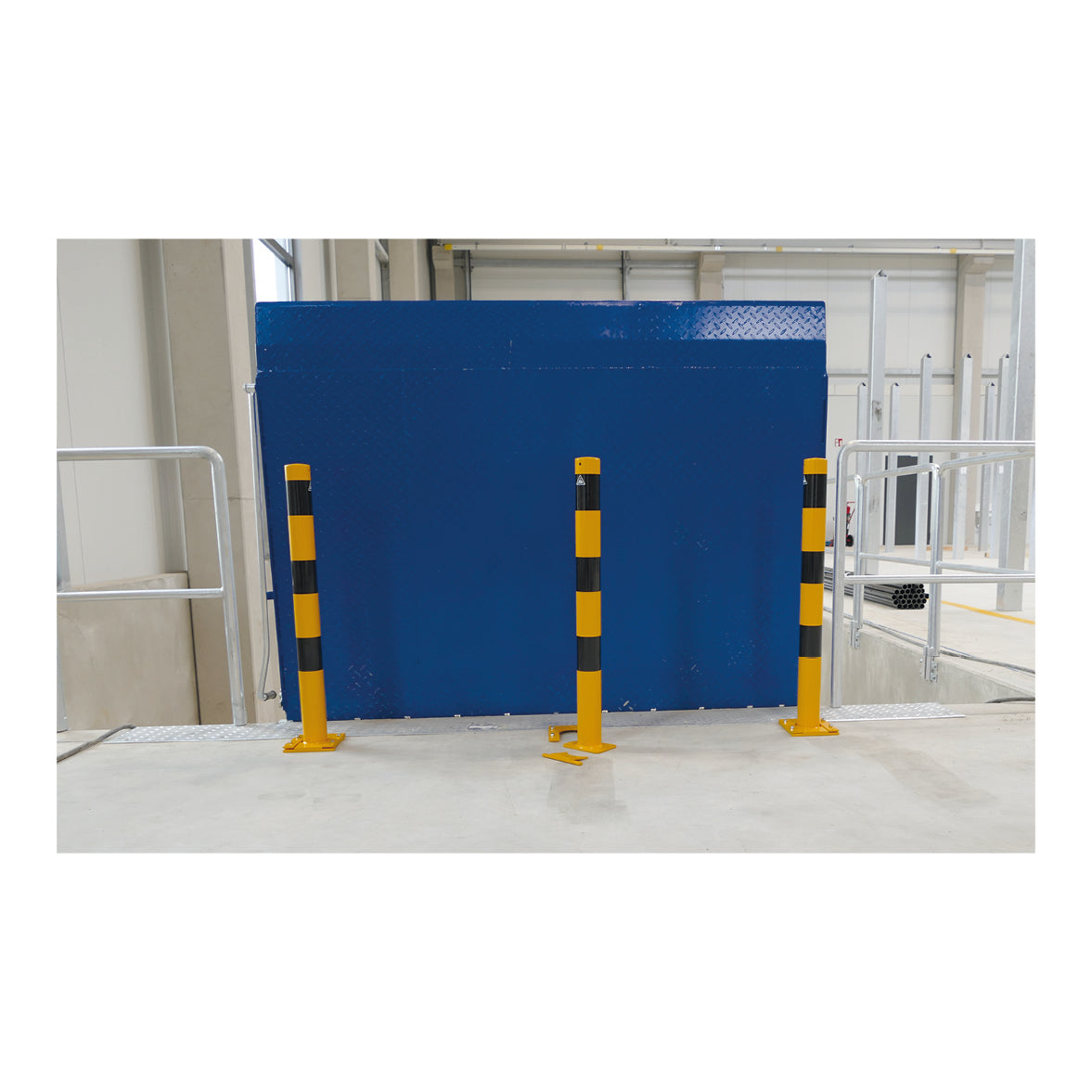 Absperrpfosten abnehmbar, 70/70 mm, zum Aufschrauben, mit Einschubplatte, 1000 mm, verzinkt, gelb-schwarz