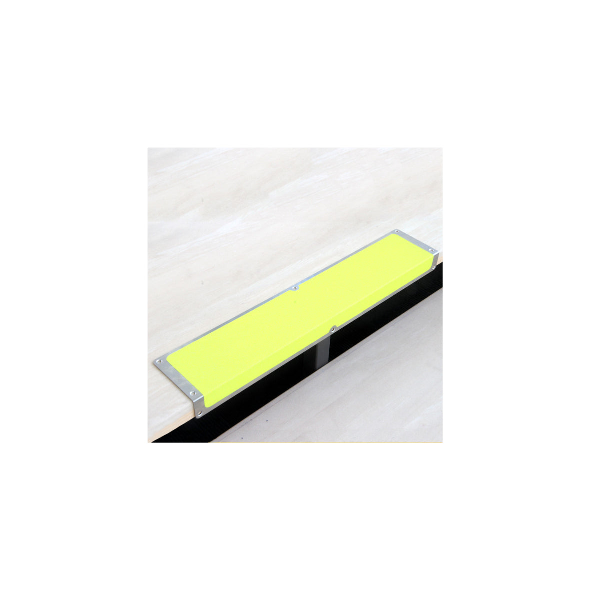 Antirutsch Treppkante Alu, Signalfarbe gelb 120x635x45mm
