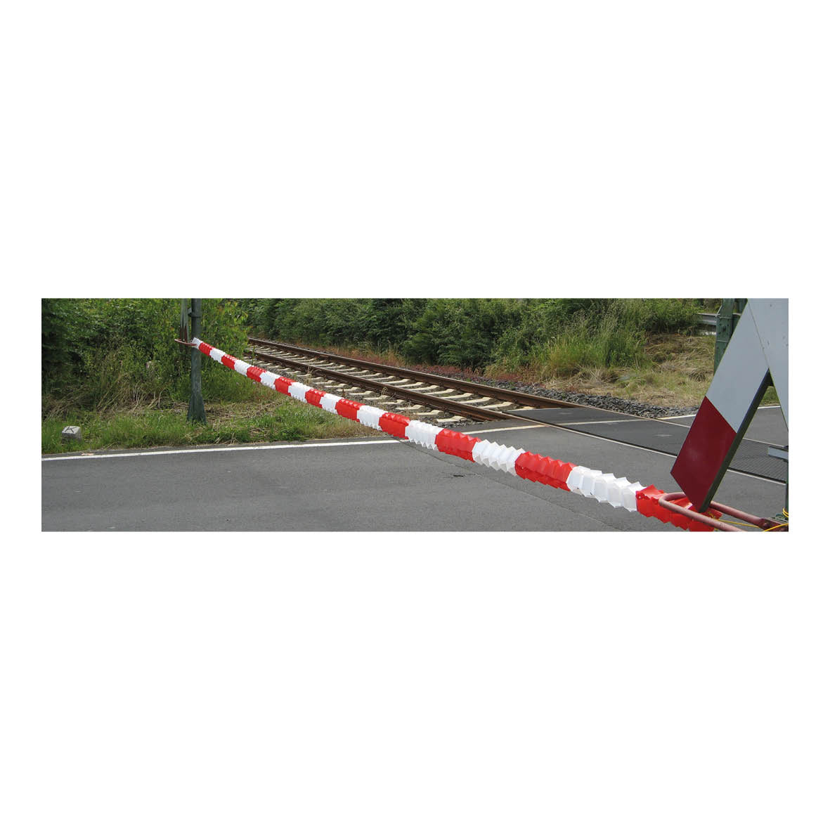 Absperrgirlande, rot-weiss reflektierend