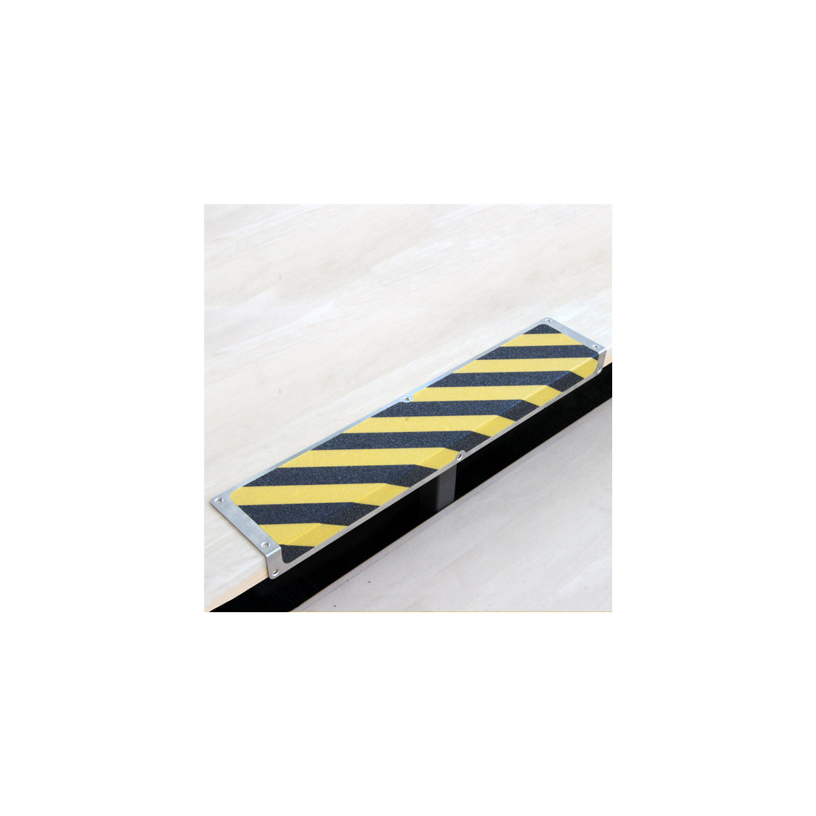 Antirutsch Treppkante Alu Easy Clean, schwarz/gelb 120x635x45mm